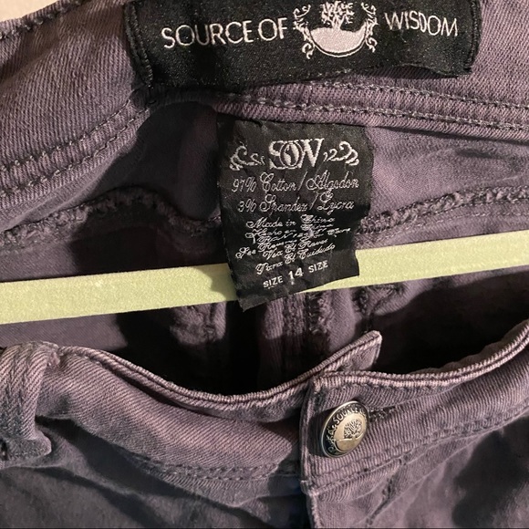 Torrid Source of wisdom distressed jeans size 14 - Picture 10 of 13